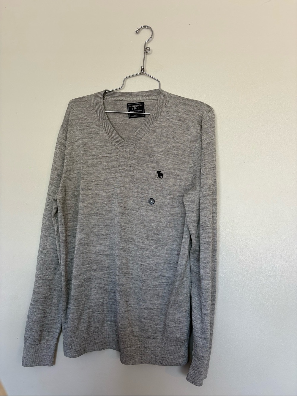 Abercrombie & Fitch 100 Pima. Cotton Men's V-Neck Sweater - Heather Gray